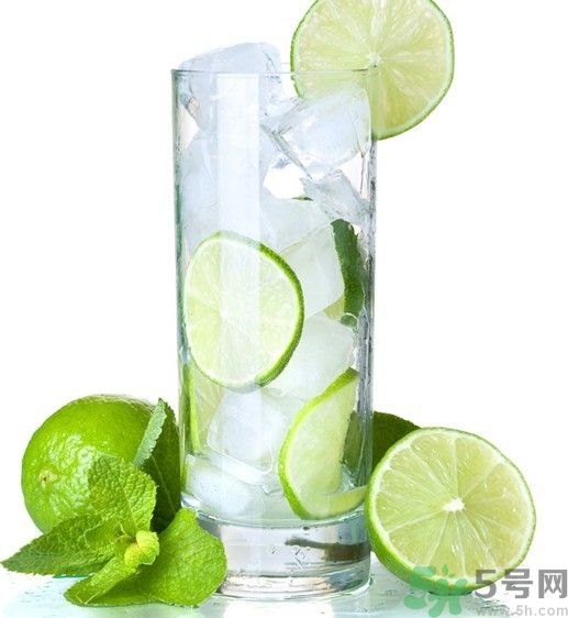 檸檬和苦瓜一起泡水喝臉癢是怎么回事？檸檬和苦瓜一起喝泡水喝臉癢怎么辦？