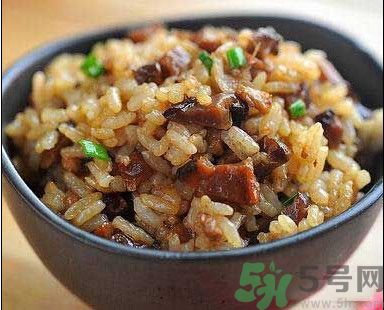 寶寶吃西紅柿炒米飯好嗎?寶寶能吃番茄蛋炒飯嗎？
