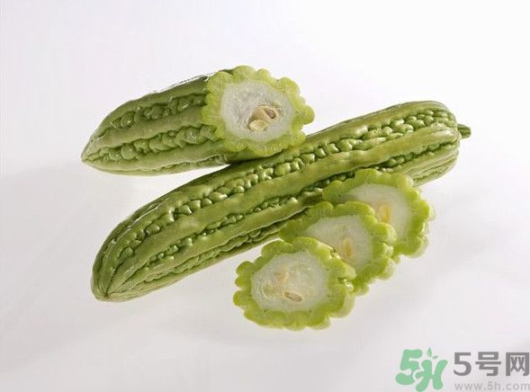 茉莉花綠茶加苦瓜能減肥嗎？茉莉花和苦瓜泡水喝嗎？