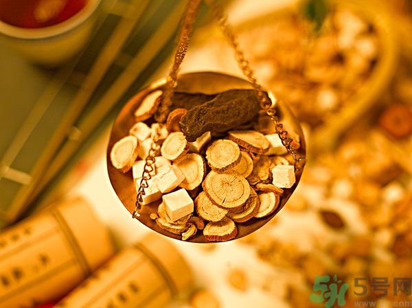 茯苓和苦丁茶能一起泡嗎？茯苓可以和苦丁茶一起喝嗎？