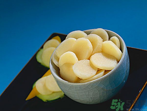 榴蓮和荸薺能一起吃嗎？吃過(guò)榴蓮后可以吃荸薺嗎？