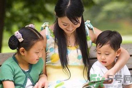 9歲女孩擬二胎合同維權是怎么回事？父母生二胎要怎樣和孩子溝通？