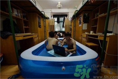 廣西學(xué)生把宿舍灌成泳池是哪個(gè)學(xué)校？廣西學(xué)生把宿舍灌成泳池怎么回事？