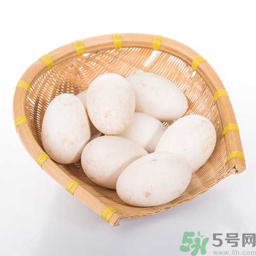 鵝蛋和鴨蛋哪個好？鵝蛋和鴨蛋哪個清火效果好？