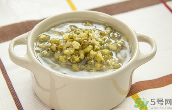 皮膚過敏能吃綠豆嗎？皮膚過敏能不能喝綠豆湯？