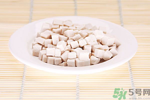 夏天吃茯苓好嗎？夏天吃茯苓有什么好處？