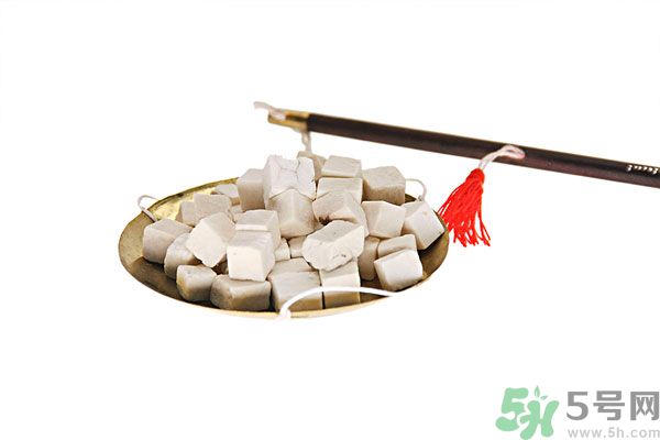夏天吃茯苓好嗎？夏天吃茯苓有什么好處？