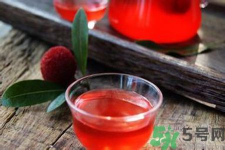 楊梅酒要泡多久？楊梅酒的保質(zhì)期是多久？