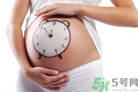 工作的孕婦什么時候停止工作比較好？孕婦可以工作嗎？