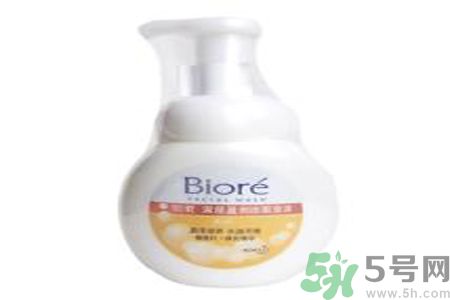 碧柔深層盈潤潔面泡沫適合什么膚質(zhì)？敏感膚質(zhì)可以用碧柔深層盈潤潔面泡沫嗎？
