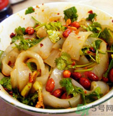自己在家怎么做涼皮？家常涼皮怎么做？