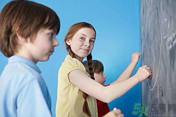高三女生月經(jīng)不調(diào)是怎么回事？高三女生月經(jīng)不調(diào)怎么辦？