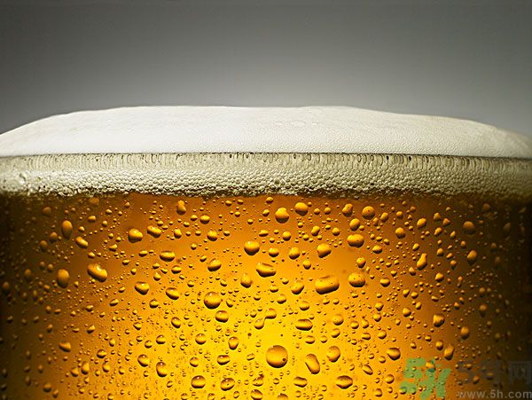 喝啤酒尿多是什么原因？喝啤酒尿多是不是腎不好？