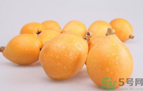 經(jīng)期可以吃枇杷嗎？經(jīng)期吃枇杷會(huì)不會(huì)肚子痛？