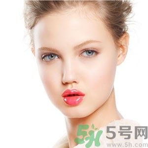 珂秀絲蜜炫色滋潤唇膏XS203是什么顏色？珂秀絲蜜炫色滋潤唇膏XS203好用嗎？