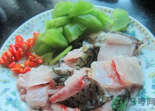 魚能和萵苣一起煮嗎？魚可以和萵苣一起吃嗎？