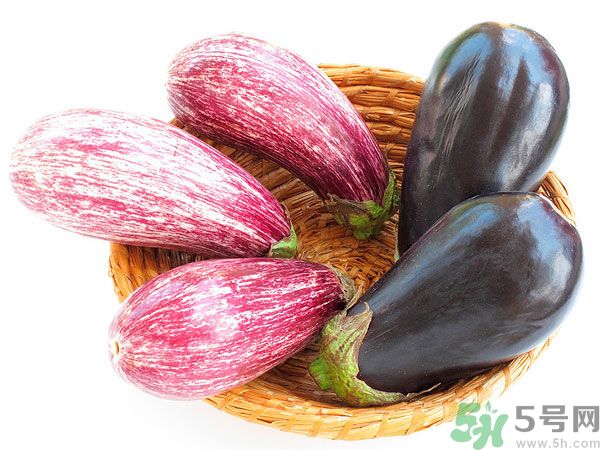 茄子里面發(fā)棕色能吃嗎？茄子里面有褐色能吃嗎？