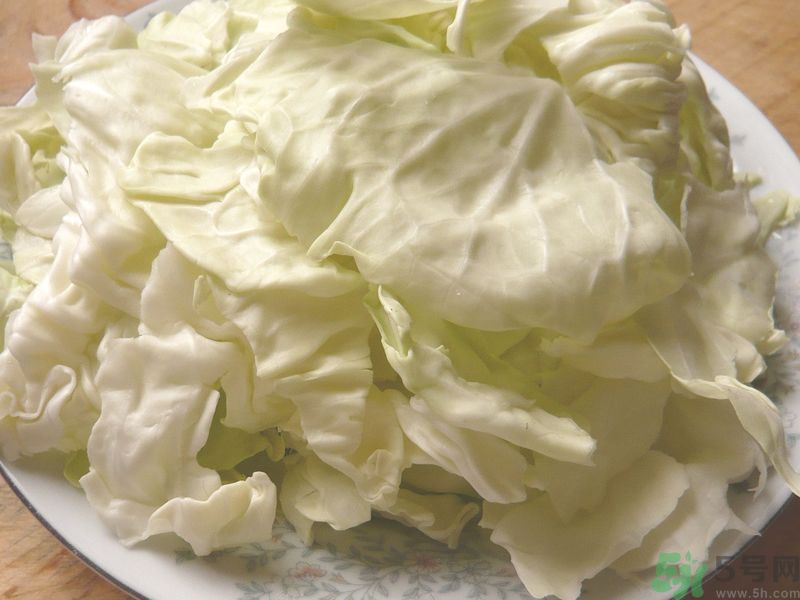 包菜榨汁要加水嗎？包菜汁怎么做？