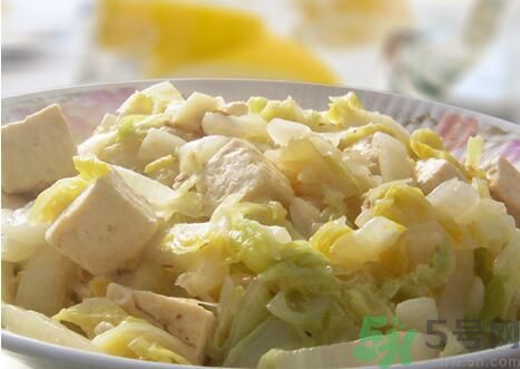 包菜可以和豆腐一起炒嗎？包菜能和豆腐一起吃嗎？