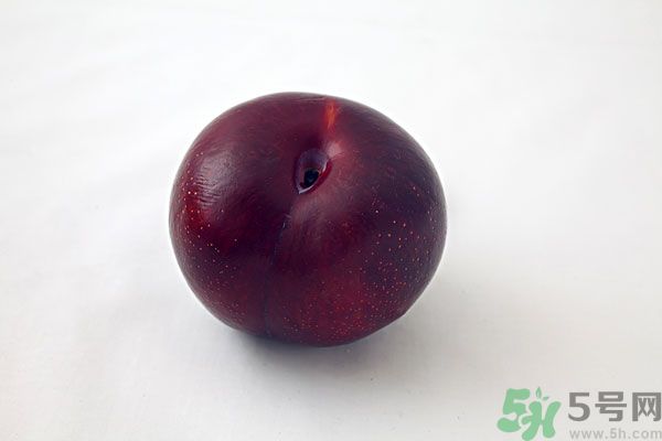 黑布林是李子嗎？黑布林的功效與作用