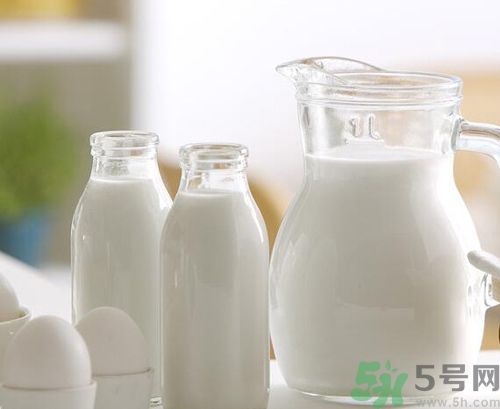 吃山楂可以喝牛奶嗎？山楂能和牛奶一起吃嗎？