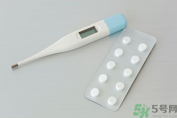 吃完感冒藥能喝酒嗎？吃完感冒藥多久可以喝酒？