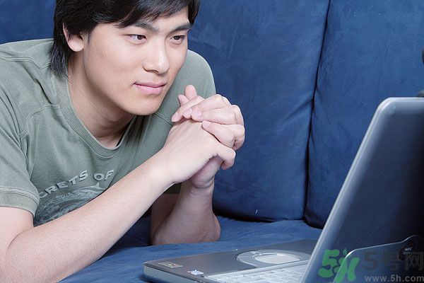 15歲可以用防曬霜嗎？15歲用防曬霜好不好？