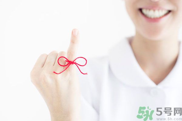 掰手指關(guān)節(jié)響好不好？掰手指關(guān)節(jié)響有危害嗎？