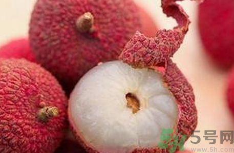 吃荔枝可以喝牛奶嗎？吃完荔枝喝牛奶好不好？