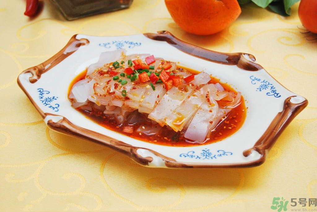 豆瓣醬的做法？豆瓣醬和黃豆醬的區(qū)別？