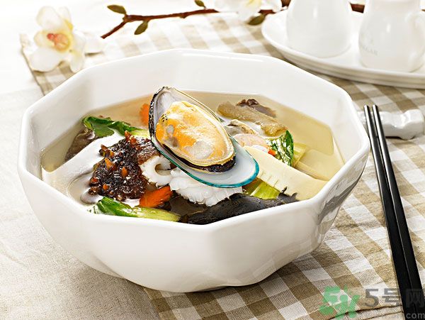 中學(xué)生能吃海參嗎？中學(xué)生吃海參好不好？