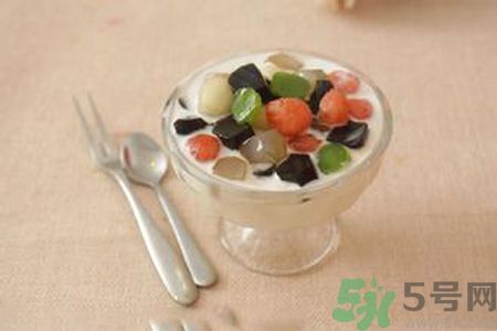仙草芋圓會(huì)長胖嗎？仙草芋圓怎么做？
