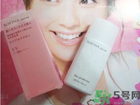 蘇菲娜sofina防曬霜哪款好用？sofina防曬白蕾絲藍蕾絲區(qū)別