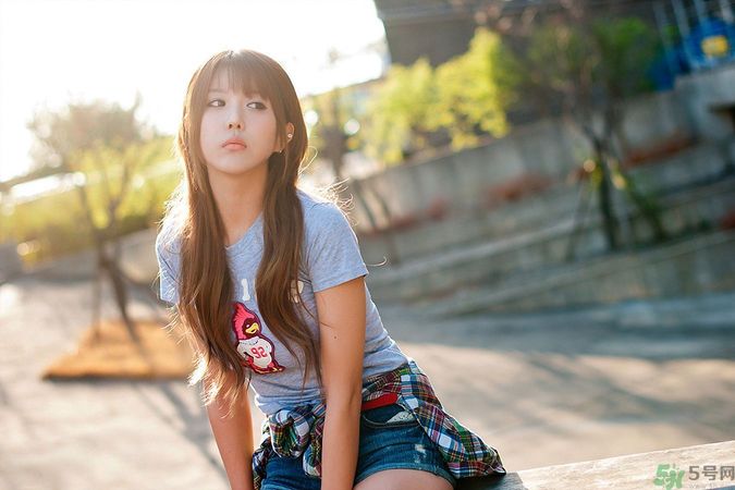 初中女生月經(jīng)不規(guī)律怎么回事？初中生月經(jīng)不準(zhǔn)怎么辦？