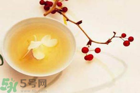 月經(jīng)期間可以喝茉莉花茶嗎？月經(jīng)期間喝茉莉花茶好不好？