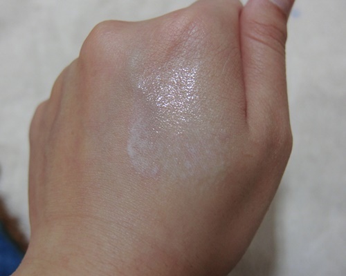 美寶蓮夢(mèng)幻奇跡控油透潤(rùn)持妝乳怎么樣？好用嗎？