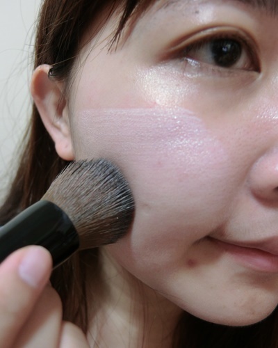 美寶蓮夢(mèng)幻奇跡控油透潤(rùn)持妝乳怎么樣？好用嗎？