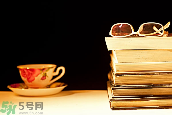 熬夜第二天怎么保持精神？熬夜第二天頭疼怎么辦？