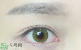 單眼皮怎么變雙眼皮了？單眼皮上面有一條線