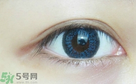 單眼皮怎么變雙眼皮了？單眼皮上面有一條線