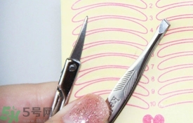 單眼皮怎么變雙眼皮了？單眼皮上面有一條線