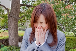 打噴嚏真的是有人在想你嗎？打噴嚏是有人罵你嗎？