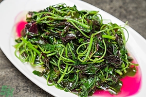 莧菜吃多了有什么壞處？莧菜吃多了大便紅色好嗎？