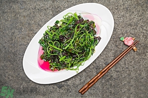 莧菜吃多了有什么壞處？莧菜吃多了大便紅色好嗎？