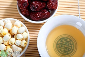 喝蓮子心能減肥嗎？蓮子心泡茶喝能減肥嗎？