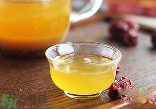 一天喝多少蜂蜜水合適？怎么正確喝蜂蜜水？
