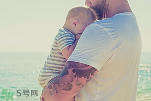 洗紋身要多久才能洗掉？洗紋身后多久能沾水？