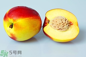 吃桃子會長胖嗎？桃子吃多了會長胖嗎？
