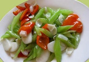 西芹百合怎么做好吃?西芹百合的功效與作用點(diǎn)