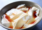 在家怎么制作豆腐腦？怎么制作豆腐腦呢？